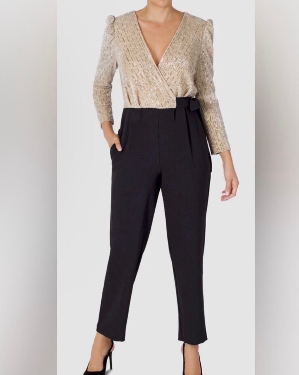 Julia Jordan Jumpsuit sequined wrapped front jumpsuit size 2 NWT